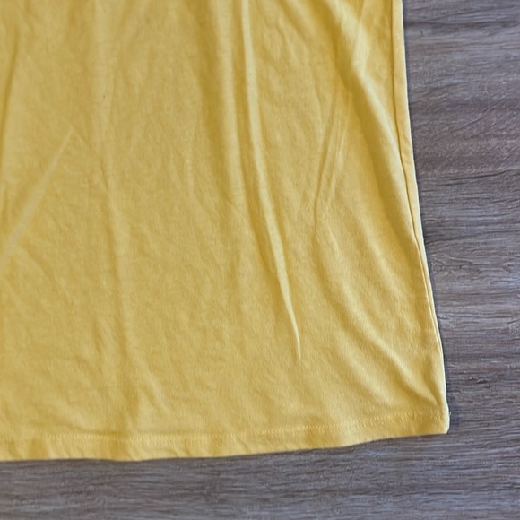 Sunflower Yellow Gold "Be The Change" Short-sleeve Casual Graphic T-shirt - Picture 4 of 7